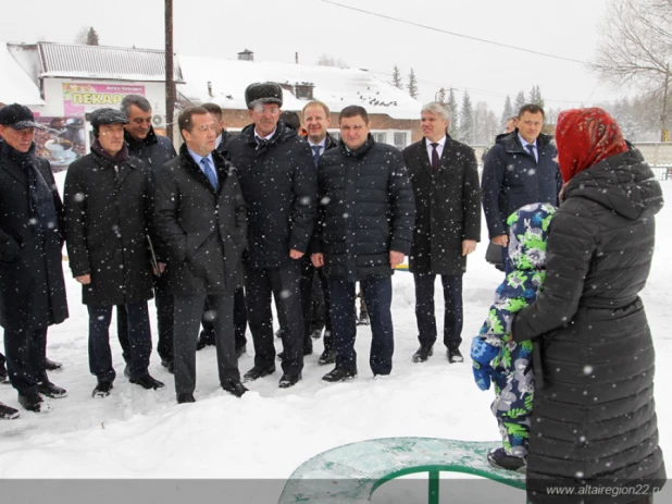 Дмитрий Медведев в селе Санниково.