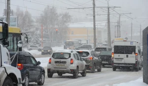 Снег в Барнауле.