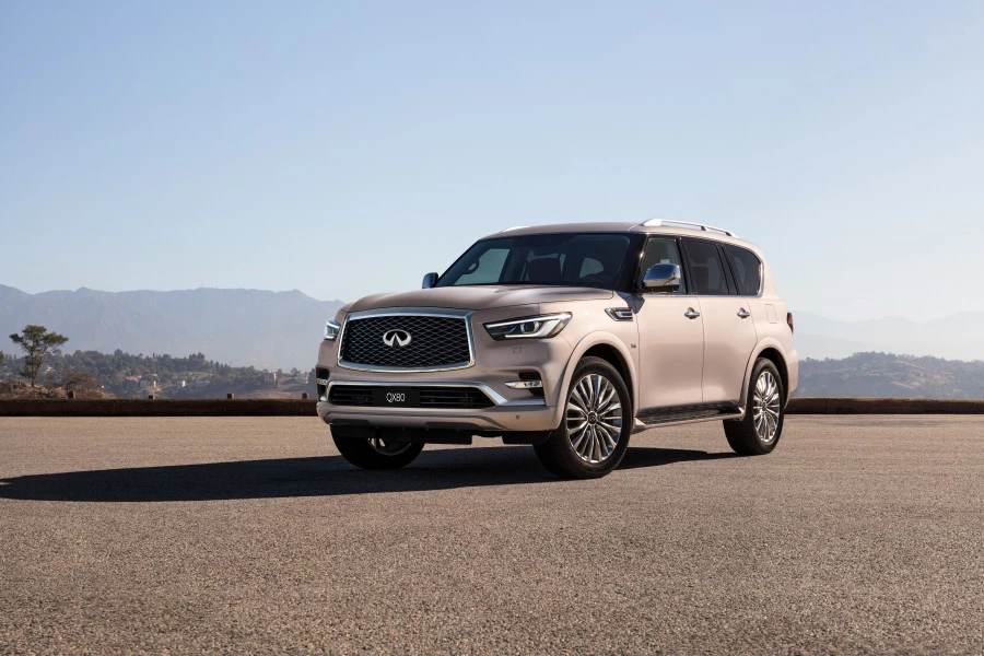 Infiniti QX80.