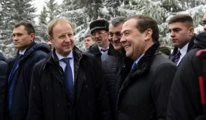 Дмитрий Медведев в алтайском селе Санниково.