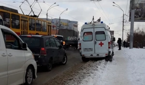 ДТП на путепроводе в районе Нового рынка.