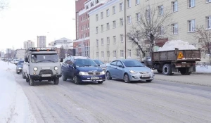 Уборка снега в Барнауле  19 ноября.