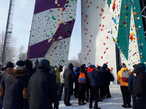 В Барнауле открыли современный скалодром 