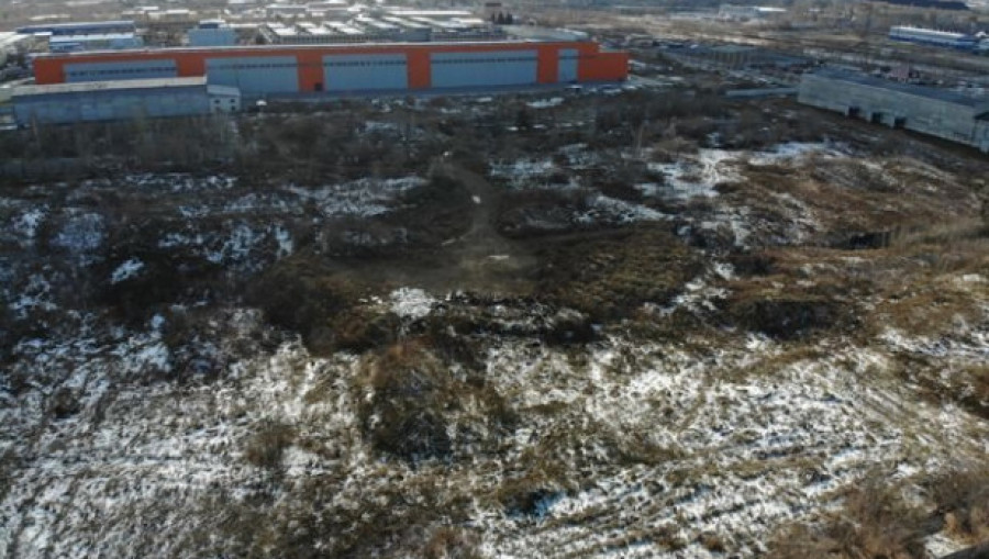 В Барнауле продают земельный участок.