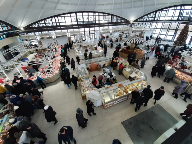 Открытие "Старого базара" в Барнауле. 