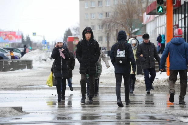 Дождь и слякоть в Барнауле. 6 декабря 2019 года.