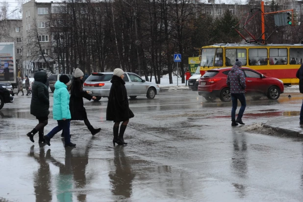 Дождь и слякоть в Барнауле. 6 декабря 2019 года.