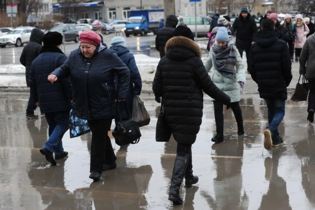 Дождь и слякоть в Барнауле. 6 декабря 2019 года.