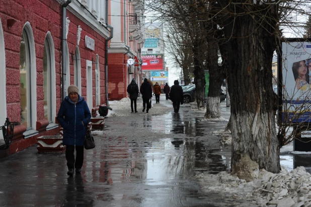 Дождь и слякоть в Барнауле. 6 декабря 2019 года.