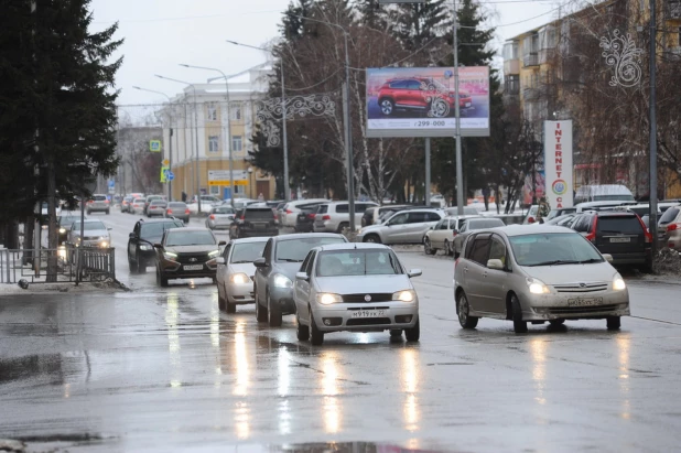 Дождь и слякоть в Барнауле. 6 декабря 2019 года.