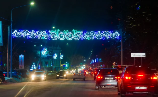 Барнаул готовится к Новому году.