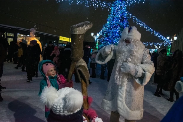 Новогодний городок на "барнаульском Арбате".