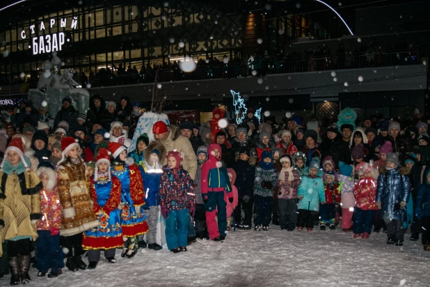 Новогодний городок на "барнаульском Арбате".