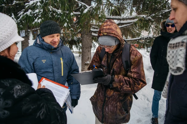 В Барнауле прошел митинг в защиту зеленых зон Барнаула