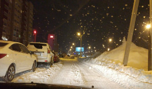 Проблемный участок дороги в Барнауле очистили от снега. 