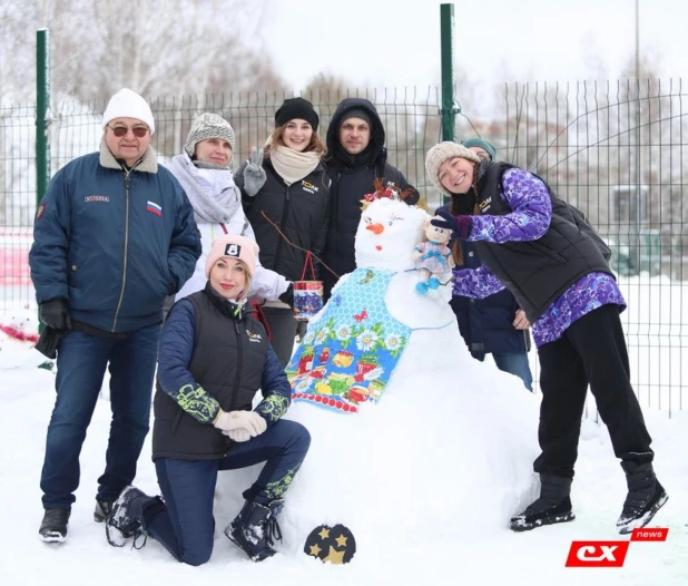 Аллея снеговиков