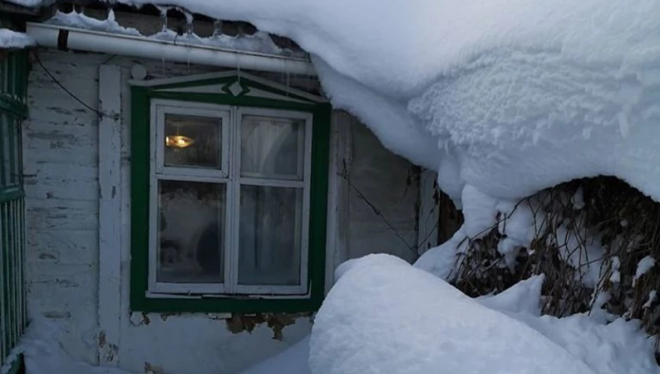 Штормпрогноз: мокрым снегом завалит Алтай, а после резко похолодает