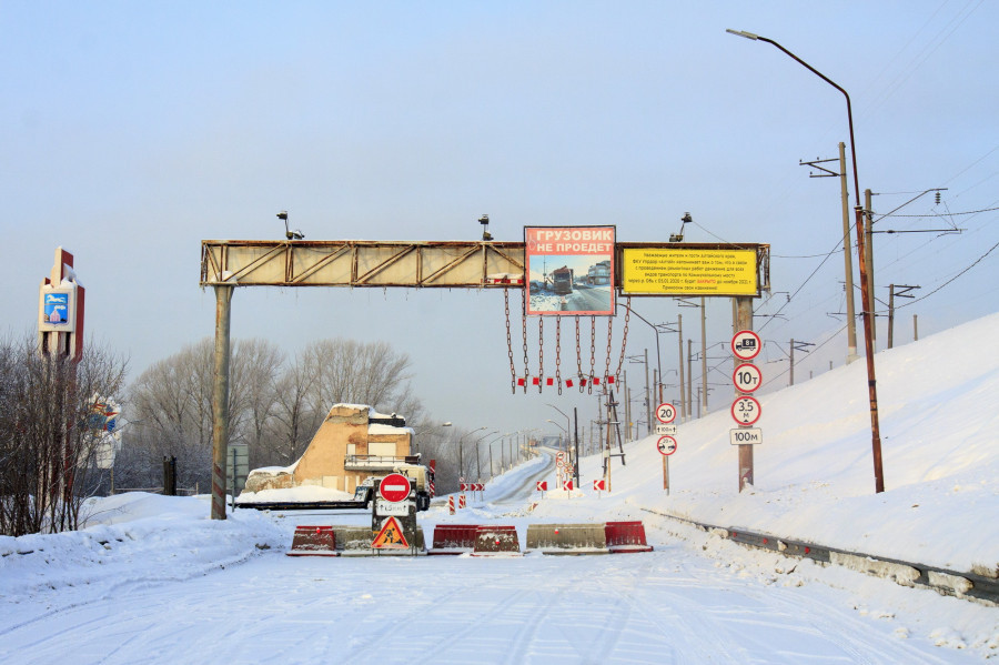 Ремонт Старого моста 10 января в Барнауле.