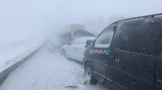 Массовое ДТП на трассе Барнаул - Павловск.