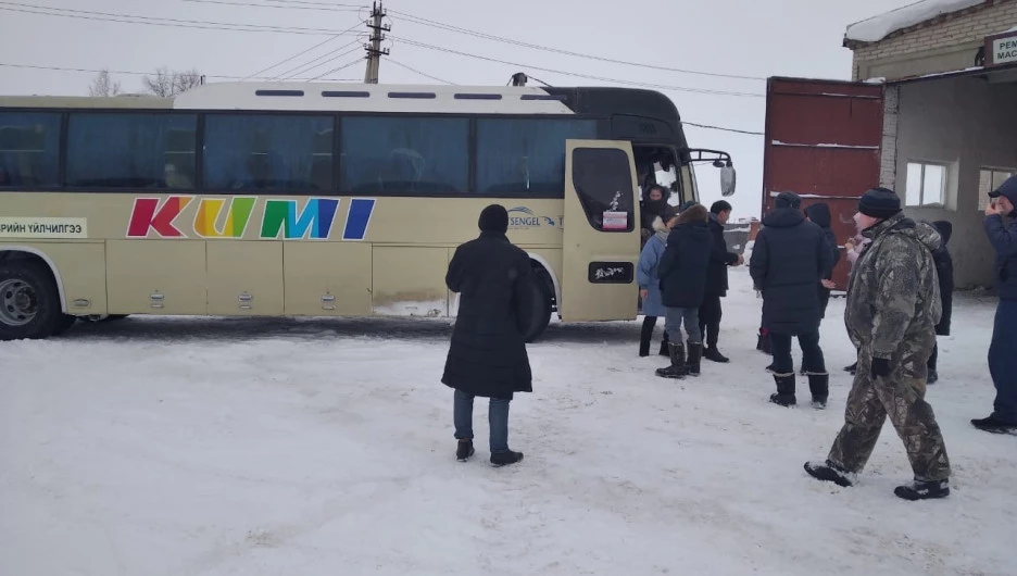 Автобус с иностранными студентами сломался в Алтайском крае. 