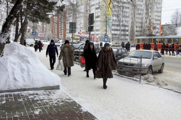 Барнаул. Очистка снега. 