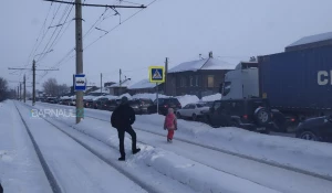 Пробка из-за ДТП на ул. Аванесова.