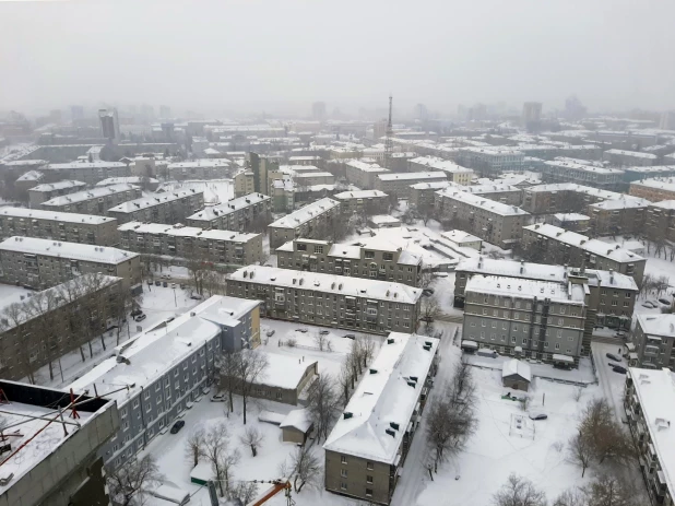 ЖК "Столичный". Вид на жилищный комплекс и Барнаул. 