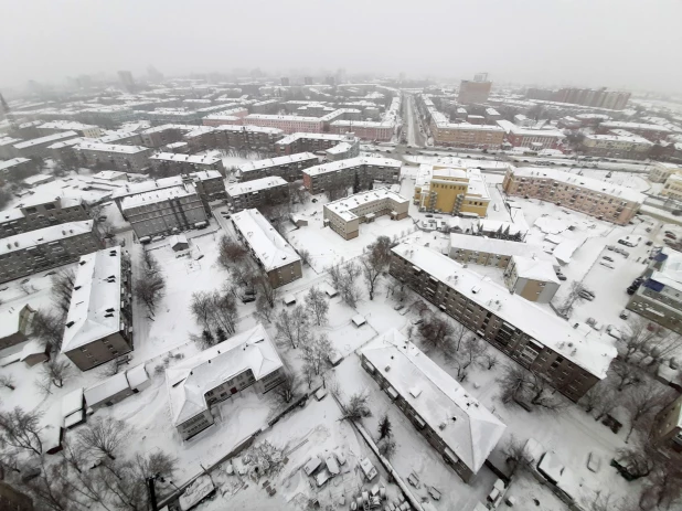 ЖК "Столичный". Вид на жилищный комплекс и Барнаул. 