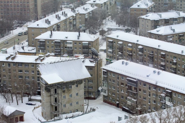 ЖК "Столичный". Вид на жилищный комплекс и Барнаул. 