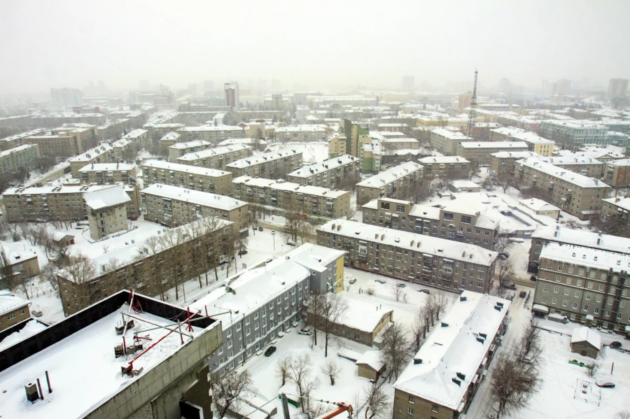 ЖК &quot;Столичный&quot;. Вид на жилищный комплекс и Барнаул. 