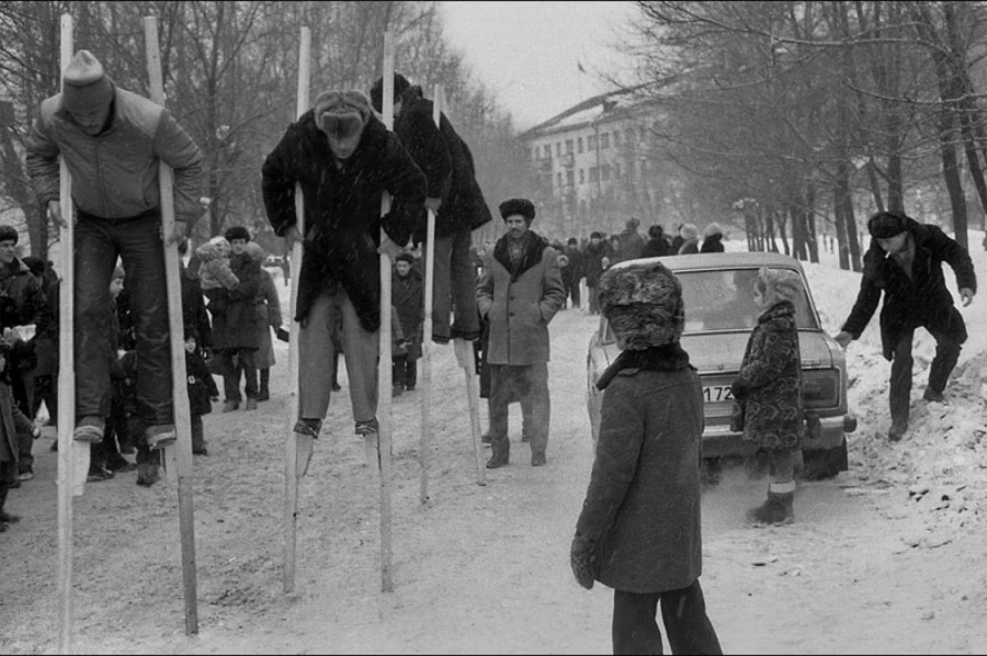 Владимир Воробьев. Праздник Масленицы у шахтеров. Новокузнецк. 1984.