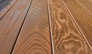 Палубная доска на основе лиственницы.