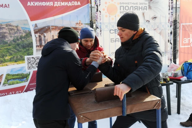 Масштабный праздник Масленицы в парке «Лесная сказка».