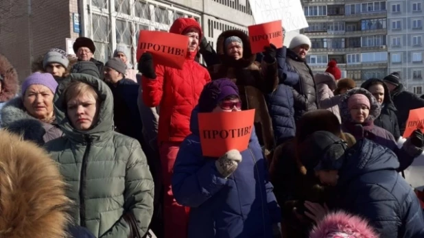 Митинг против строительства "Дома Солнца". Новосибирск.