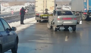 ДТП с участием фуры и легковушки. Барнаул.