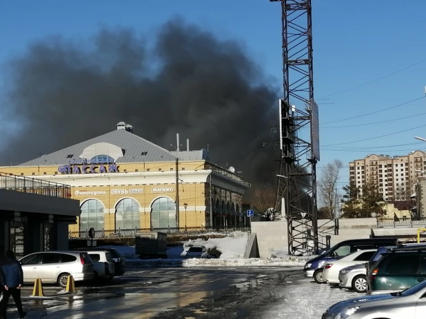 Пожар в Барнауле 11 марта.