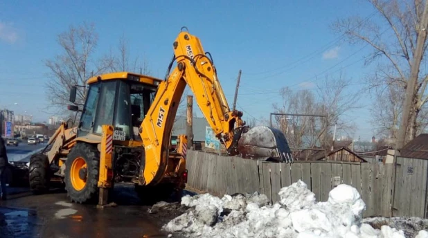 Противопаводковые работы. Барнаул.