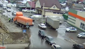 Отчаянный разворот.