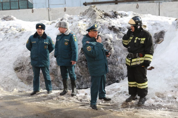 Тушение пожара в Барнауле.