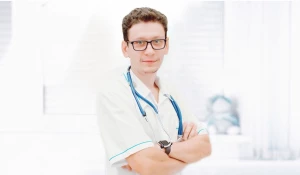Павел Андреевич Гаврилов, хирург, онколог, заведующий хирургическим отделением «Клиники Пасман».