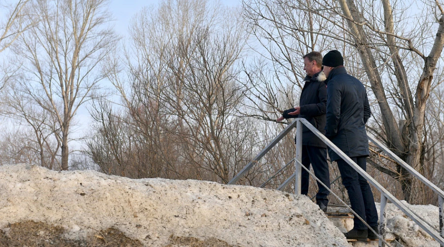 Выездное совещание по подготовке к прохождению паводка в поселке Ильича.