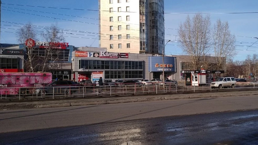 Дома на ул. Антона Петрова. Дома на ул. Антона Петрова.