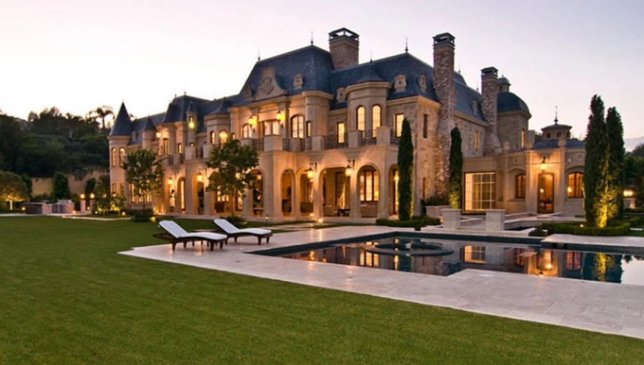 Дома на столичной Рублевке.