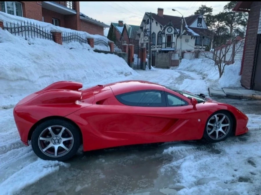 Барнаулец продает реплику McLaren F1.