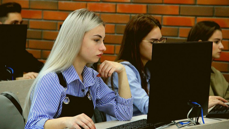 Алтайский филиал РАНХиГС запускает онлайн-проект #Учимся дома.