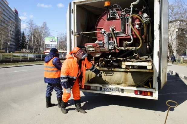 Работа экстренных ведомств и коммунальных служб во время пандемии.