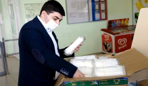 Все студенты общежитий АлтГУ получили комплекты защитных масок.
