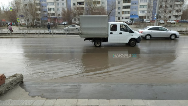 Потоп в Барнауле 15 апреля.