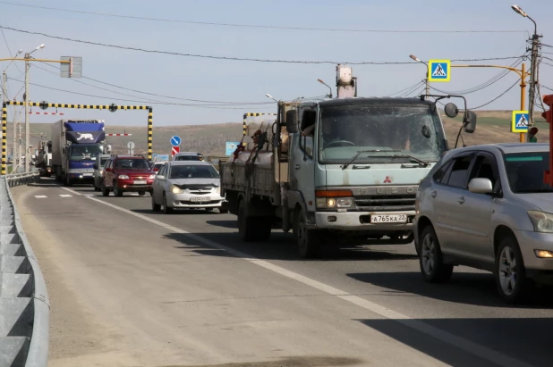 Проверка автомобилей на Алтае во время пандемии коронавируса.