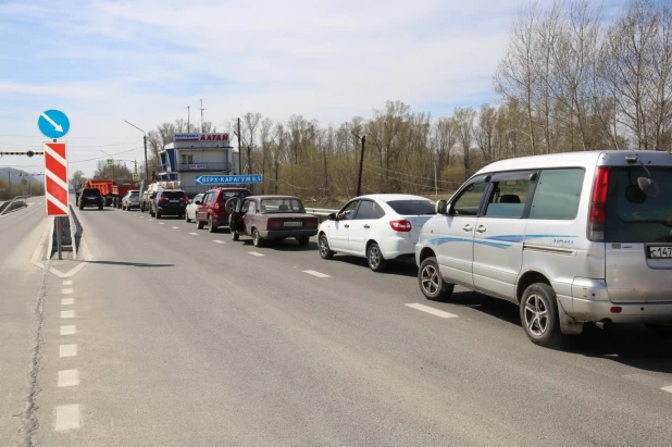 Проверка автомобилей на Алтае во время пандемии коронавируса.